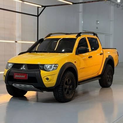 MITSUBISHI L200 SAVANA 3.2 4X4 16V TURBO INTERCOOLER DIESEL 4P MANUAL
